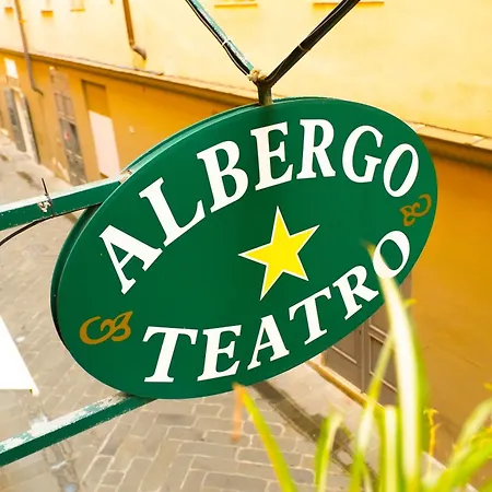Albergoteatro * لا سبيتسْيا