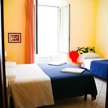 Albergoteatro فندق لا سبيتسْيا