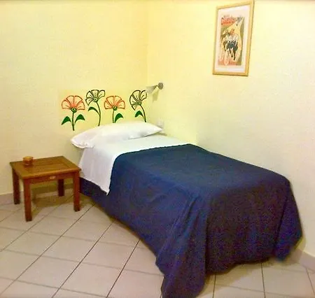 Szálloda Albergoteatro *