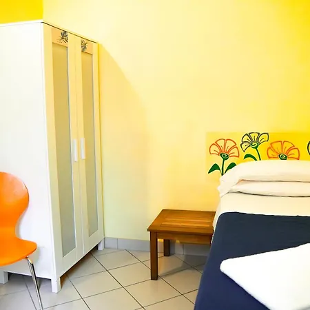 Hotell Albergoteatro La Spezia
