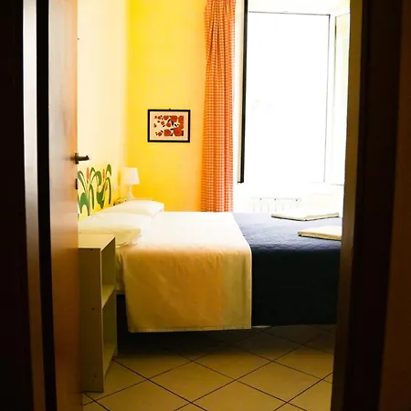 호텔 Albergoteatro