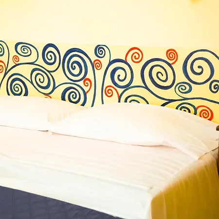 호텔 Albergoteatro *